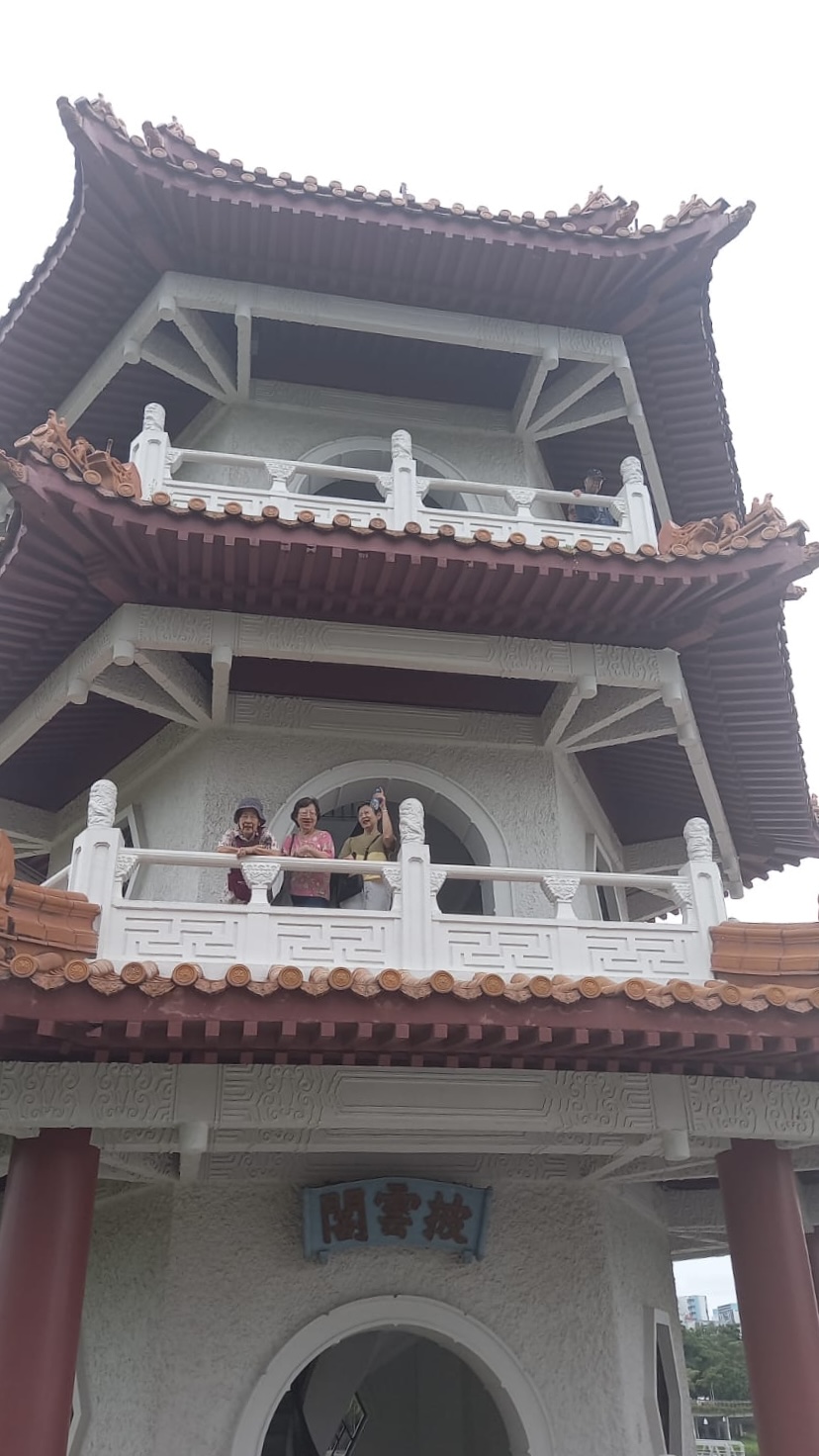 99bd4126-ae35-485f-a317-8f66fb934fef