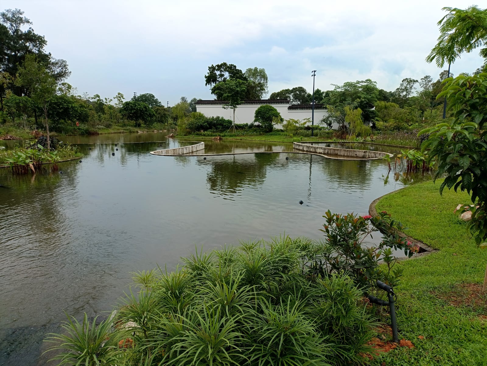 e096b215-f213-4021-9da7-fdc8be28479f