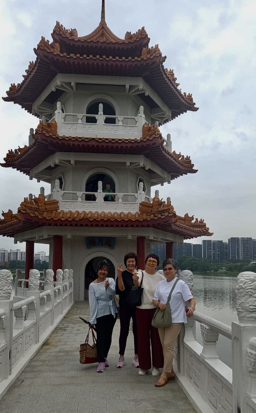 f3989ef7-5c9c-411f-8c2b-8ffaad2d8682